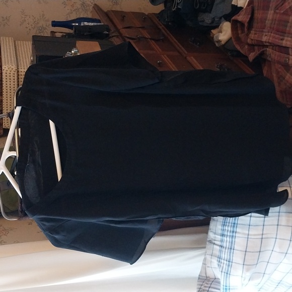 Banana Republic Black Short Sleeve Top - Picture 3 of 3